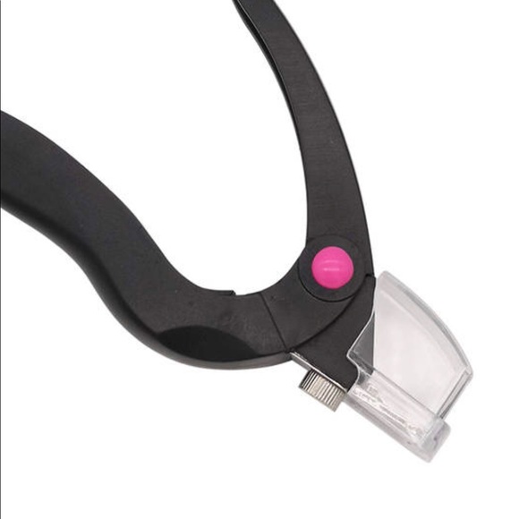 Nail Cutter - Picture 2 of 5